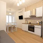 Emerald Bgy Charme Apartman
