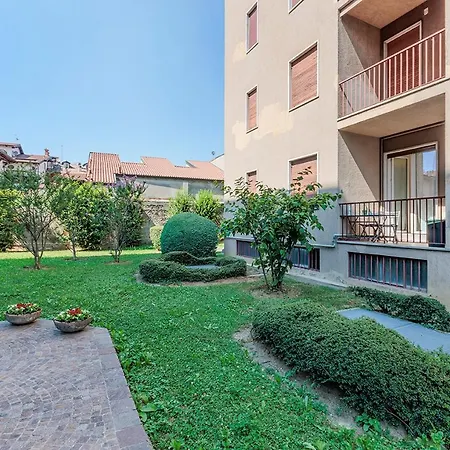 Emerald Bgy Charme Apartmán