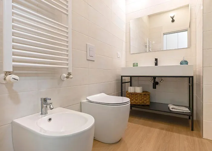 Emerald Bgy Charme Apartman *